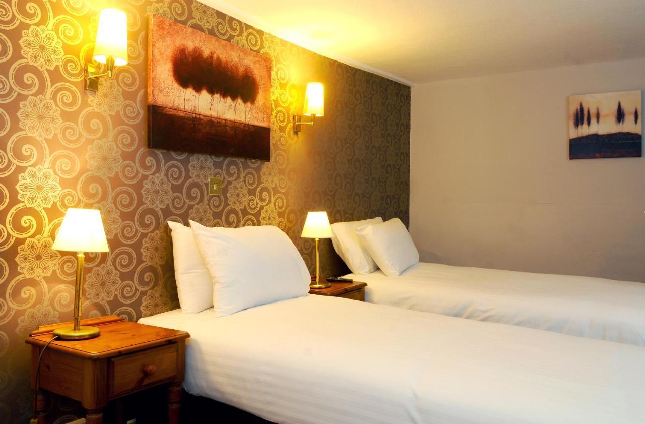 Bacon Arms, Newbury 3*