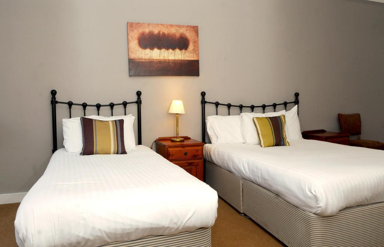 Bacon Arms, Newbury (Berkshire)