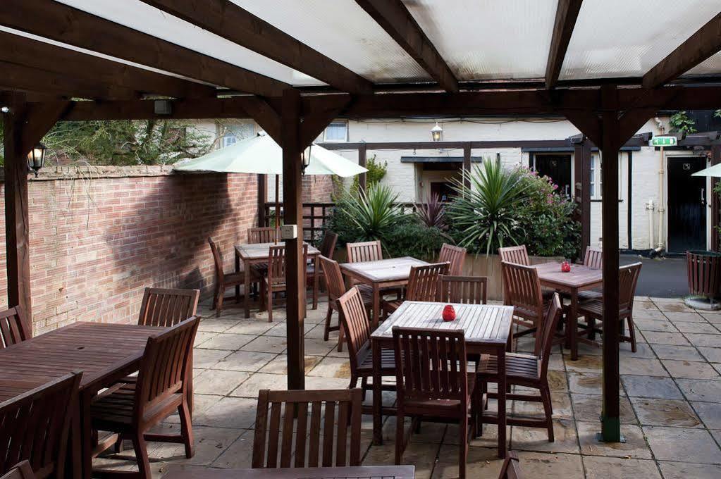Bacon Arms, Newbury 3* Newbury (Berkshire)